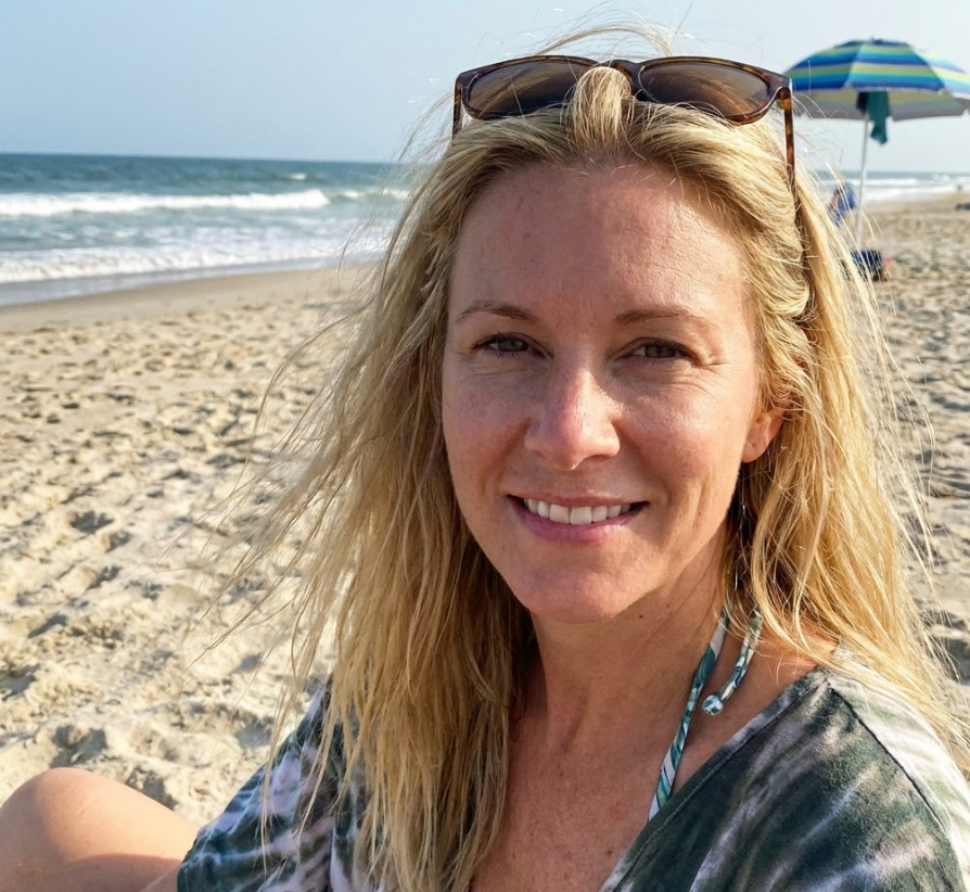 <em>Isabel Ramos</em>